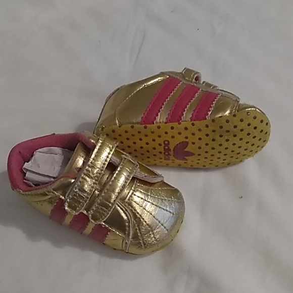 adidas soft bottom baby shoes